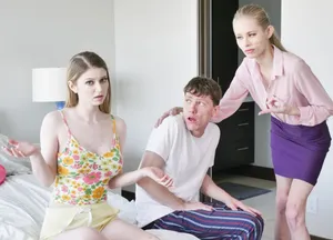 Mẹ kế bắt con yêu riêng của chồng nắc với cậu con trai