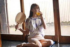 Mùa hè buồn chán ở quê xoạc cô vợ cạnh nhà thiếu thốn vì lấy người chồng già