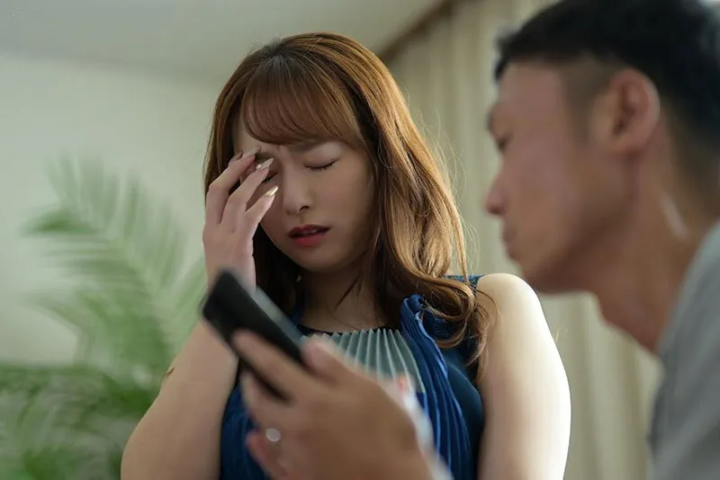 Bà xã sốc khi người chồng tâm sự về ước muốn nhìn bà xã bị người khác địt